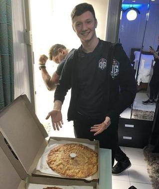 Xbox领导者揭示游戏行业新竞争格局